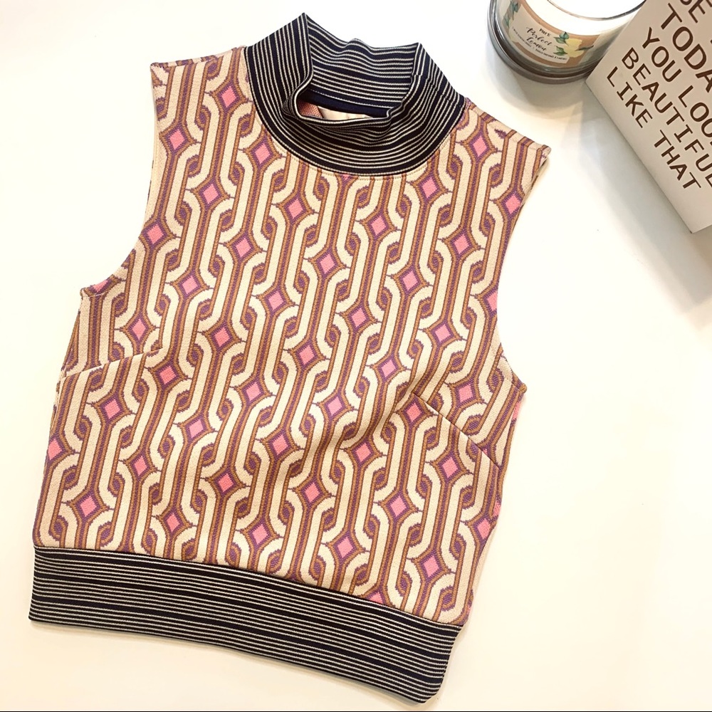 SOLD Sleeveless mock turtleneck crop blouse